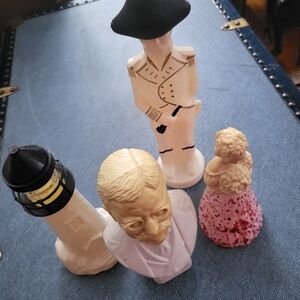 Decorative Figurine Set with Lighthouse and Bust